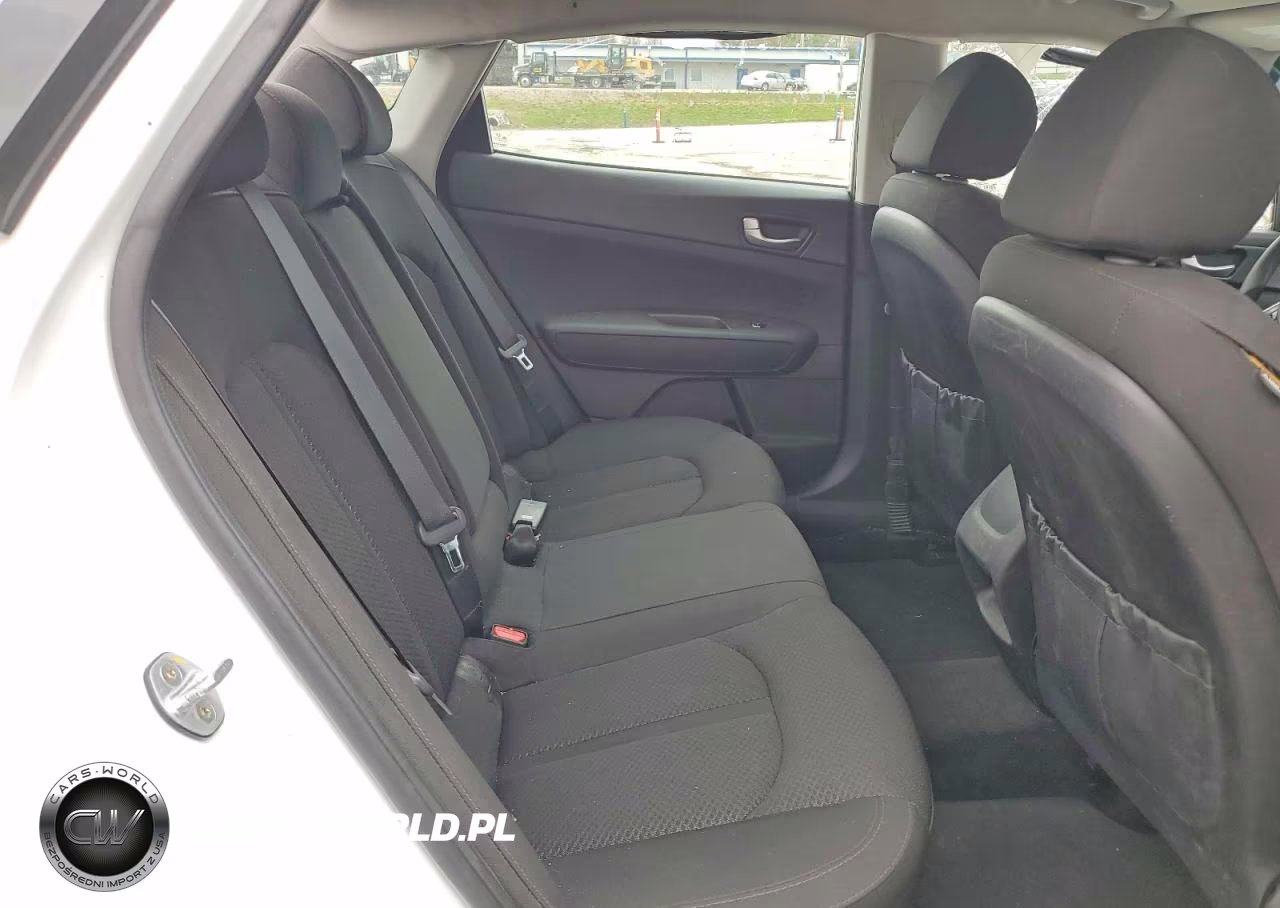 2018 Kia Optima Lx VIN:5XXGT4L38JG204872 - 10