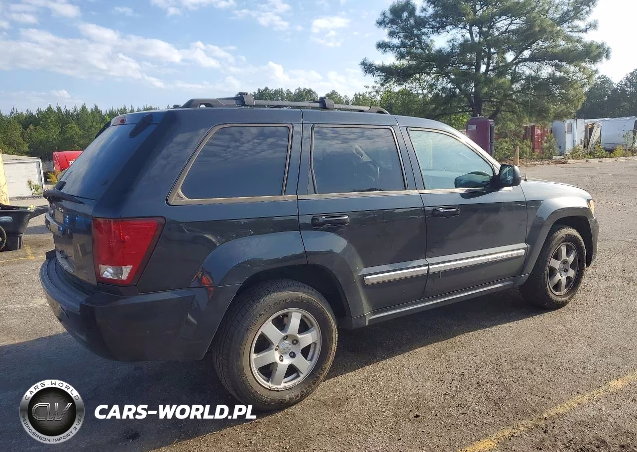 2010 Jeep Grand Cherokee Laredo VIN:1J4PS4GKXAC112516 - 3