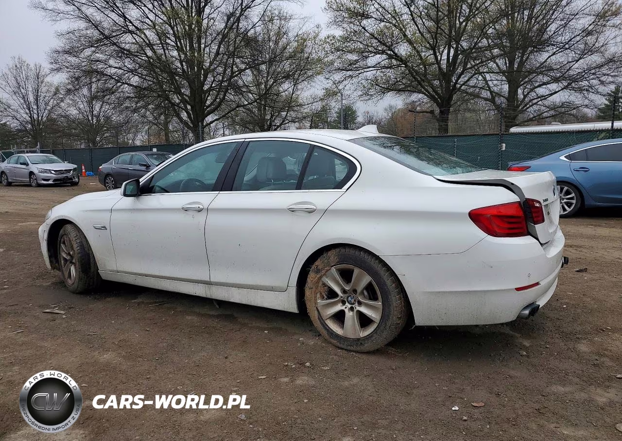2013 BMW 528 Xi VIN:WBAXH5C54DDW13617 - 2