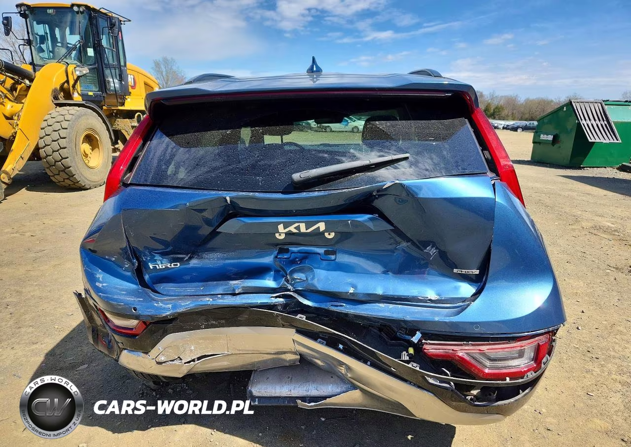 2023 Kia Niro Plug-In Hybrid Sx Touring VIN:KNDCR3LF2P5043224 - 6