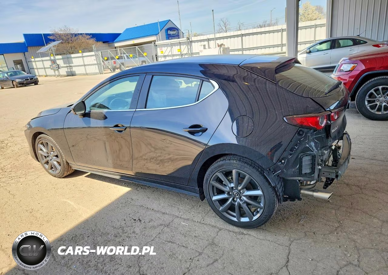 2024 Mazda 3 Preferred VIN:JM1BPALM4R1713001 - 2