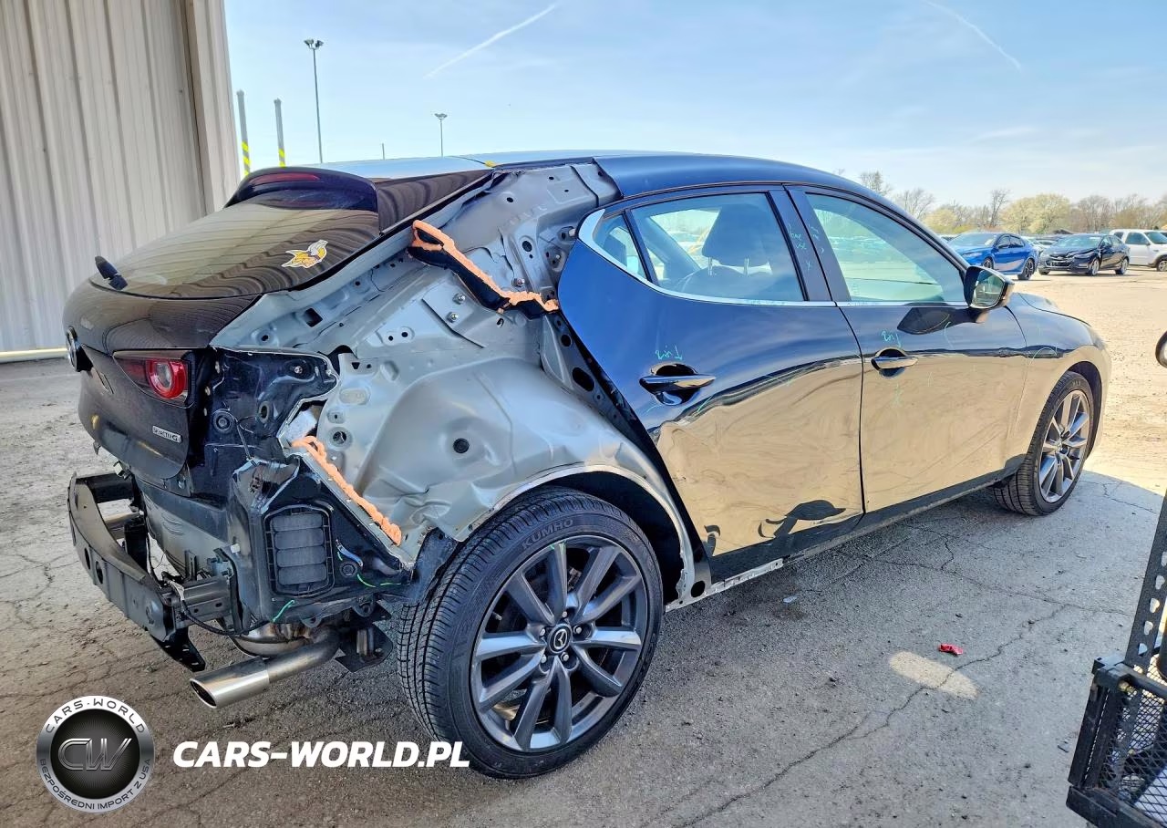 2024 Mazda 3 Preferred VIN:JM1BPALM4R1713001 - 3