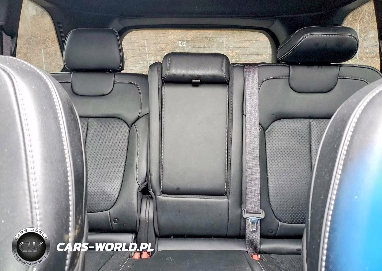 2024 Jeep Grand Cherokee Overland 4Xe VIN:1C4RJYD64RC110983 - 10