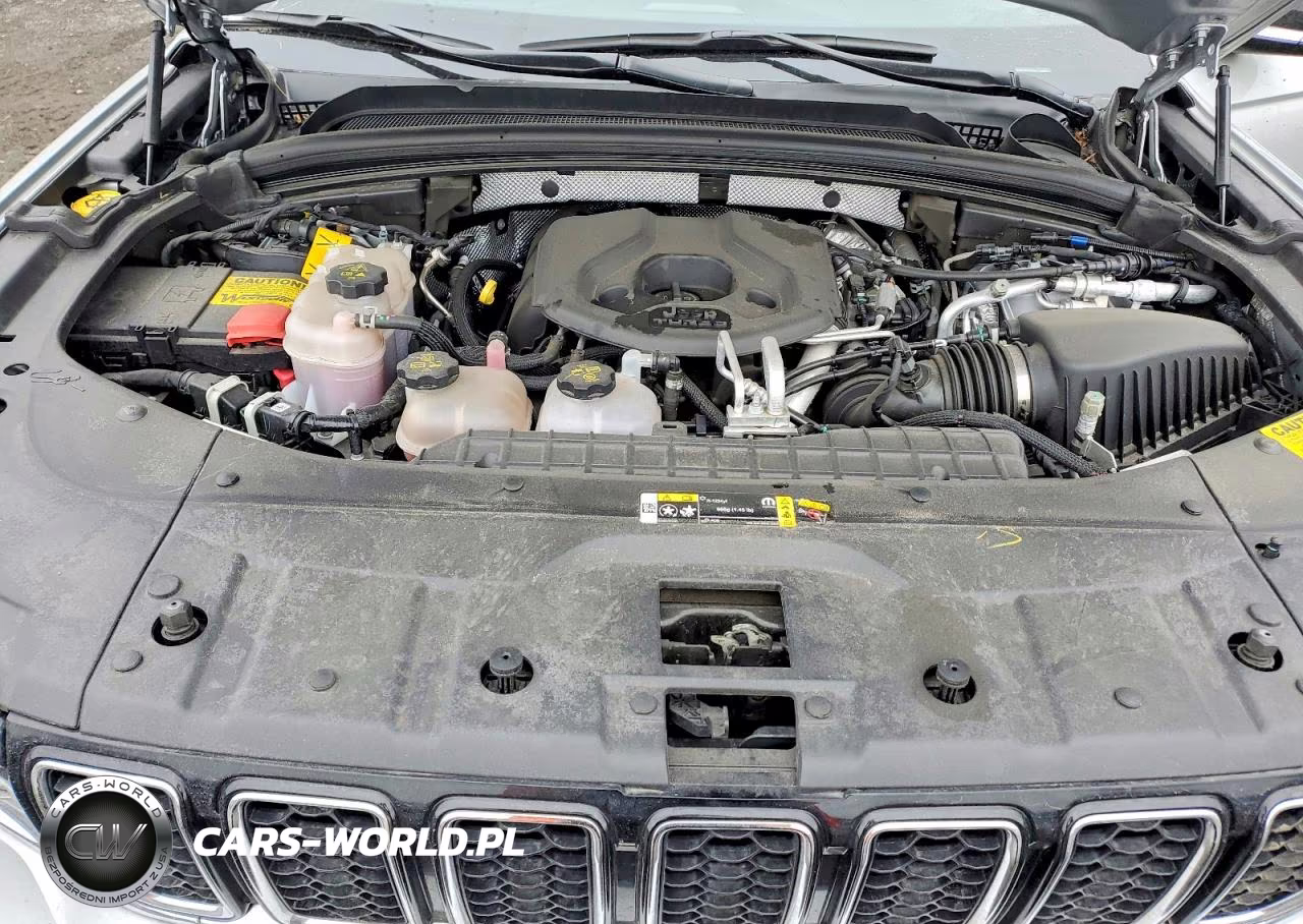 2024 Jeep Grand Cherokee Overland 4Xe VIN:1C4RJYD64RC110983 - 12