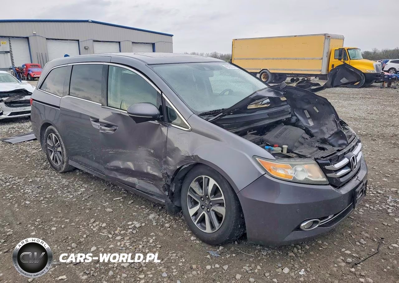 2014 Honda Odyssey Touring VIN:5FNRL5H99EB029584 - 4