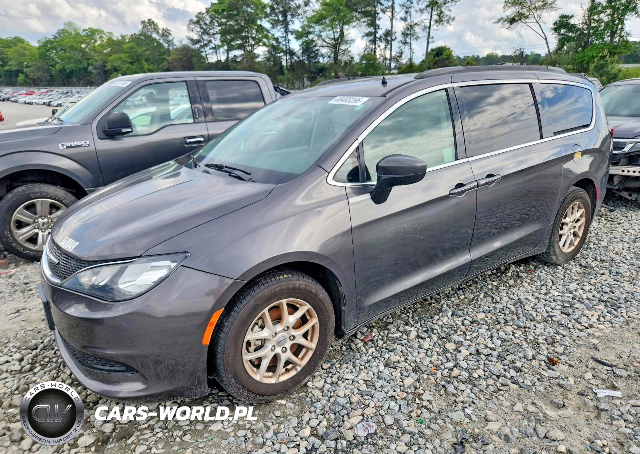 2021 Chrysler Voyager Lxi