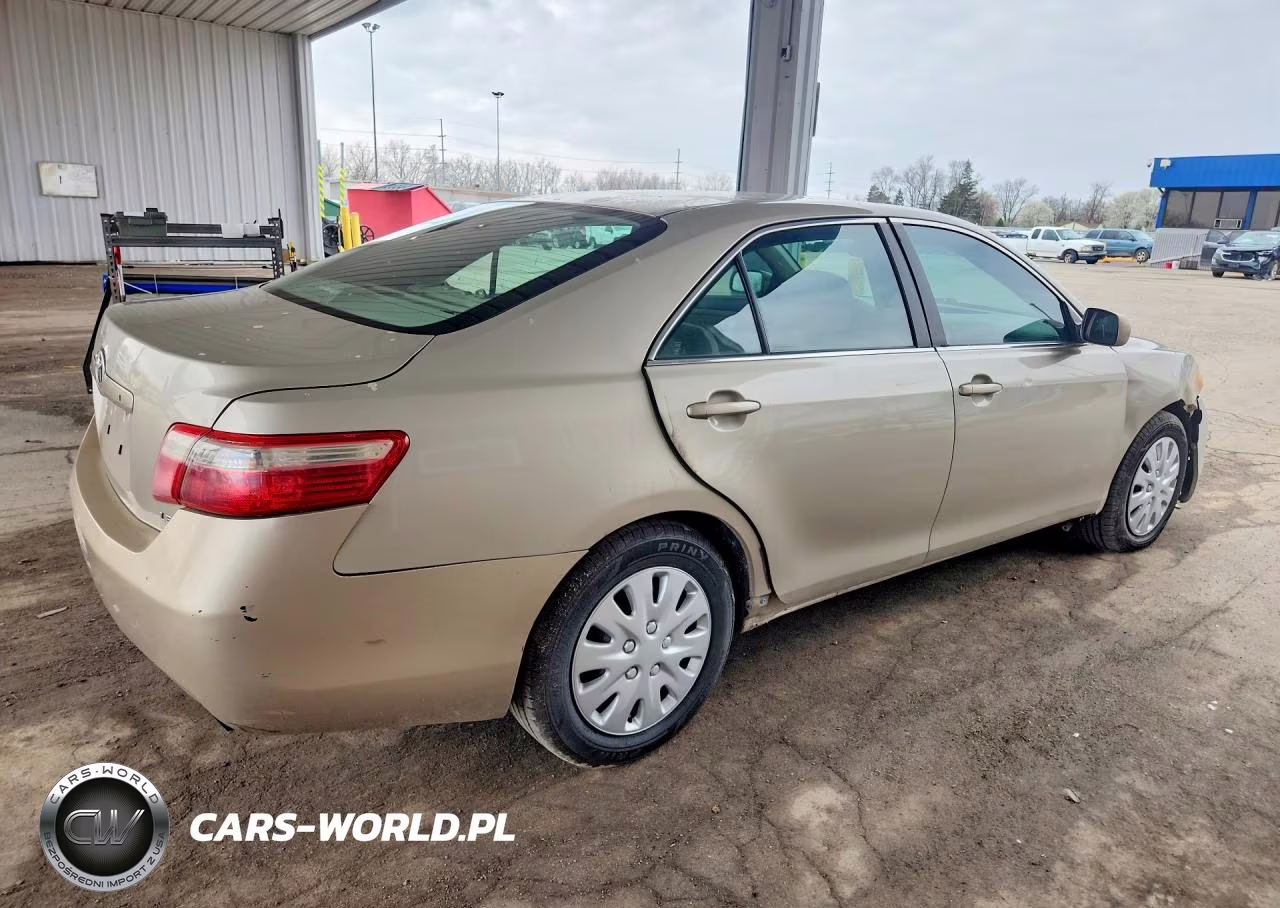 2007 Toyota Camry Xle VIN:4T1BE46K77U717634 - 3