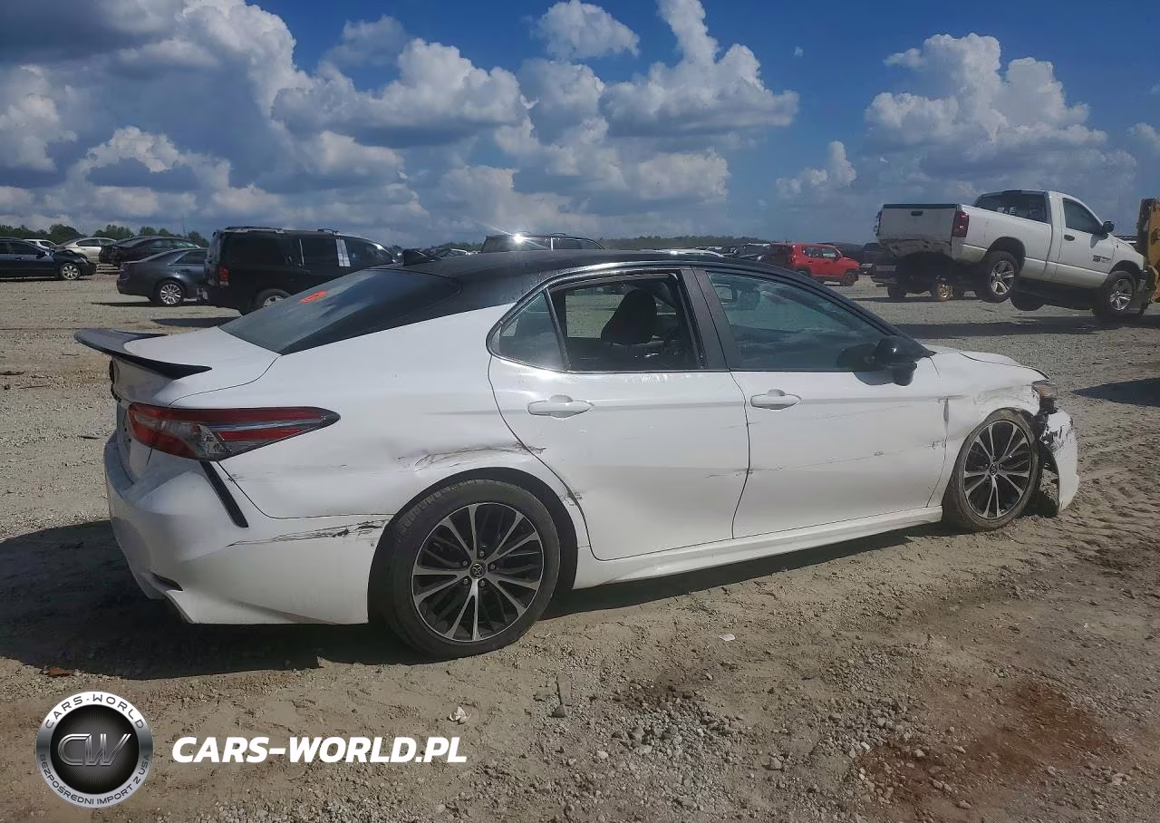 2019 Toyota Camry Se VIN:4T1B11HK2KU742182 - 3