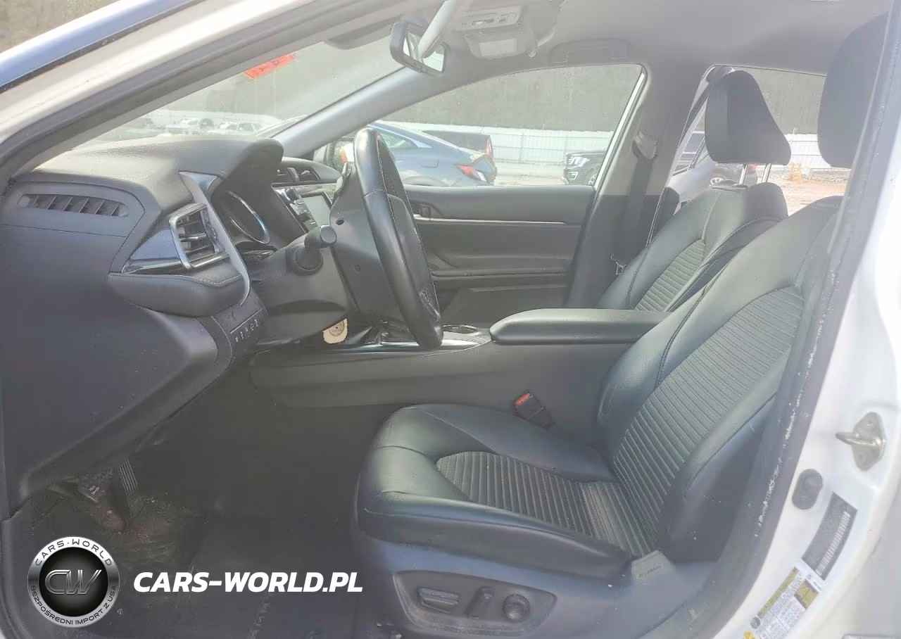 2019 Toyota Camry Se VIN:4T1B11HK2KU742182 - 7
