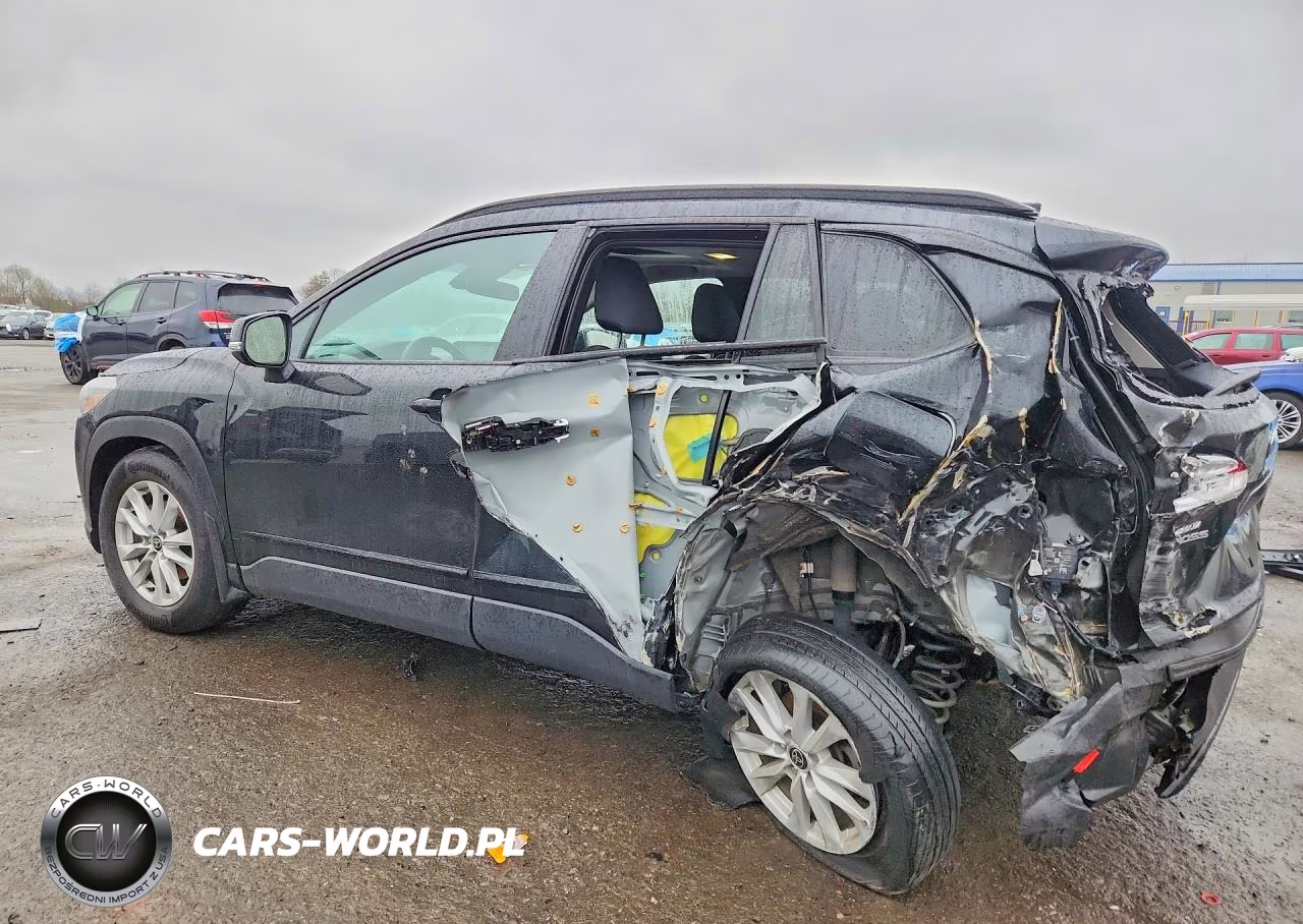 2022 Toyota Corolla Cross Le VIN:7MUBAABG0NV005487 - 2