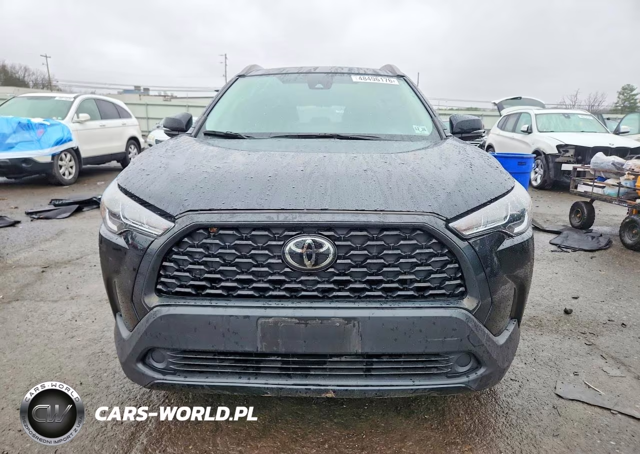 2022 Toyota Corolla Cross Le VIN:7MUBAABG0NV005487 - 5