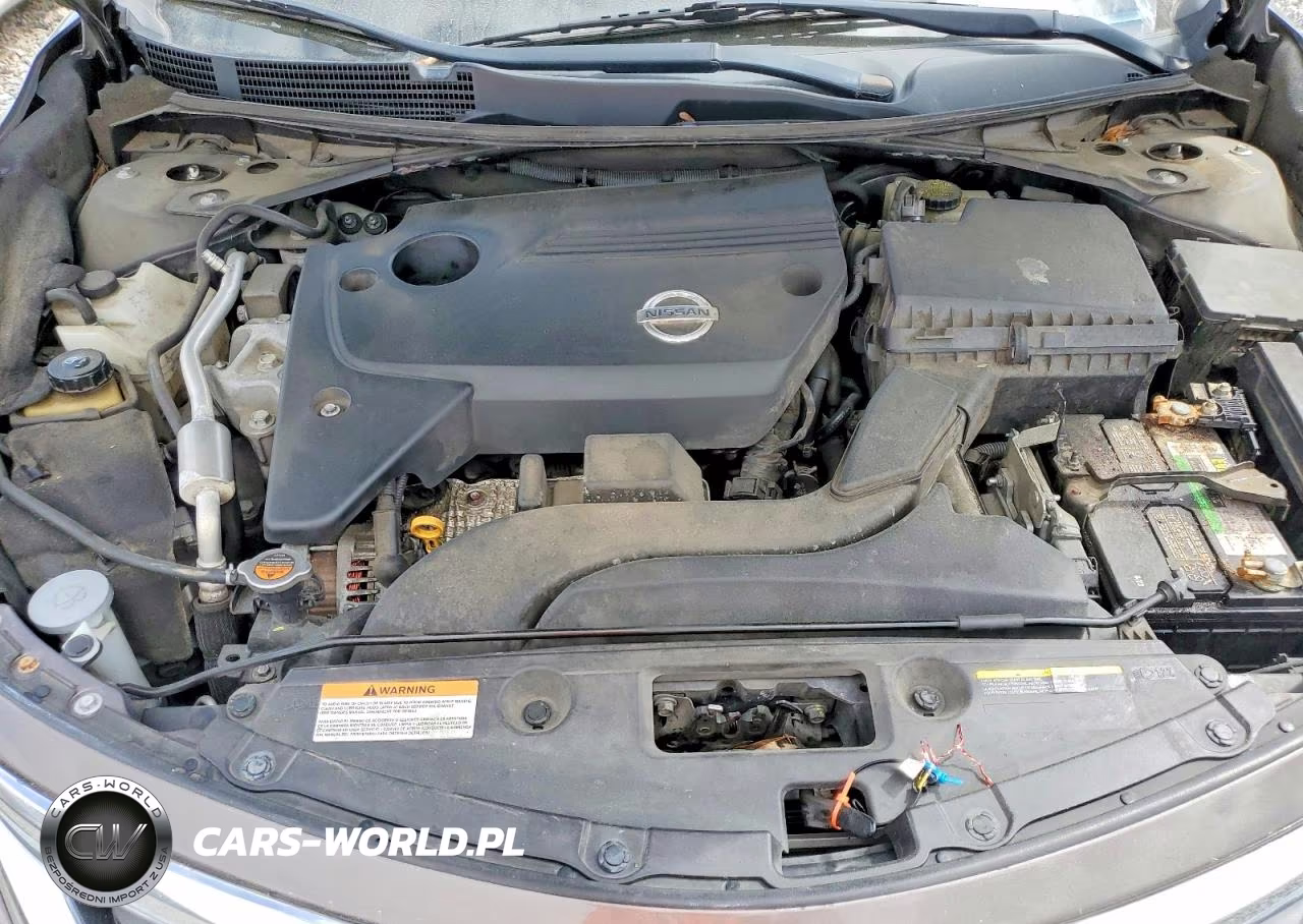 2015 Nissan Altima 2.5 S VIN:1N4AL3AP7FN365317 - 11