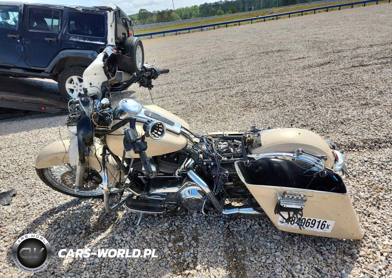 2014 Harley-Davidson Flhxs Street Glide Special VIN:1HD1KRM18EB708657 - 3