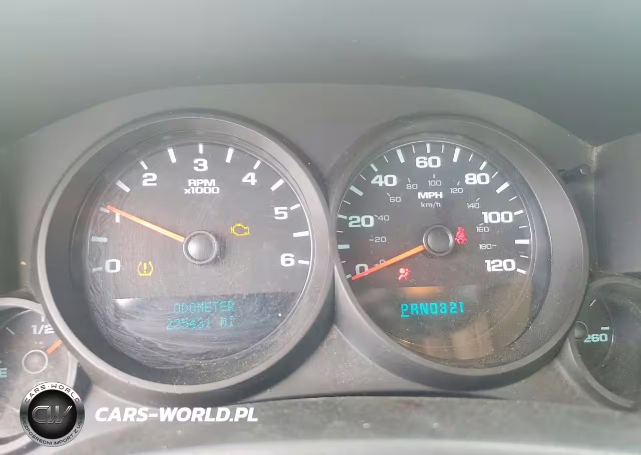 2011 Chevrolet Silverado K1500 VIN:1GCRKPEA7BZ143330 - 9