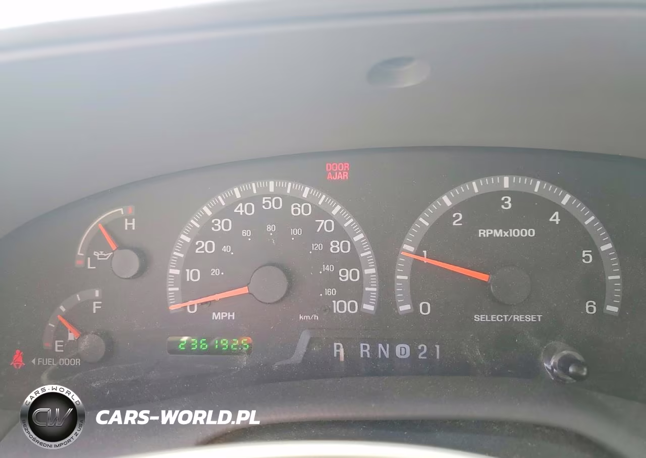 2001 Ford Expedition VIN:1FMRU15W71LB42260 - 9