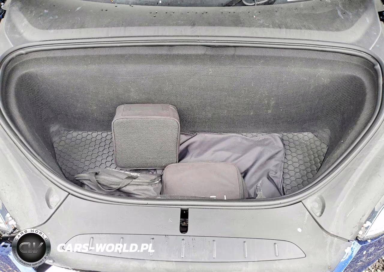 2019 Tesla Model X VIN:5YJXCBE28KF198715 - 12