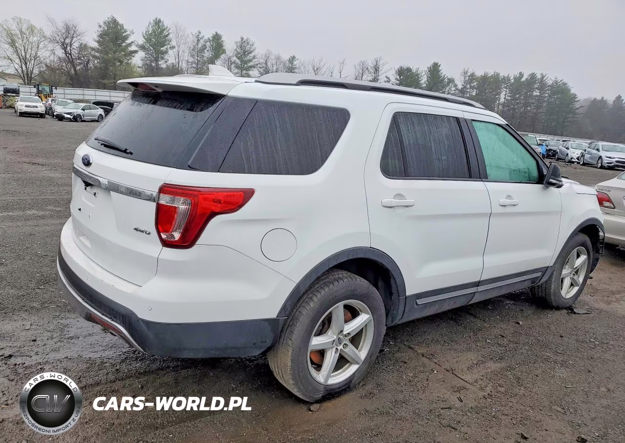 2016 Ford Explorer Xlt VIN:1FM5K8D89GGB68666 - 3