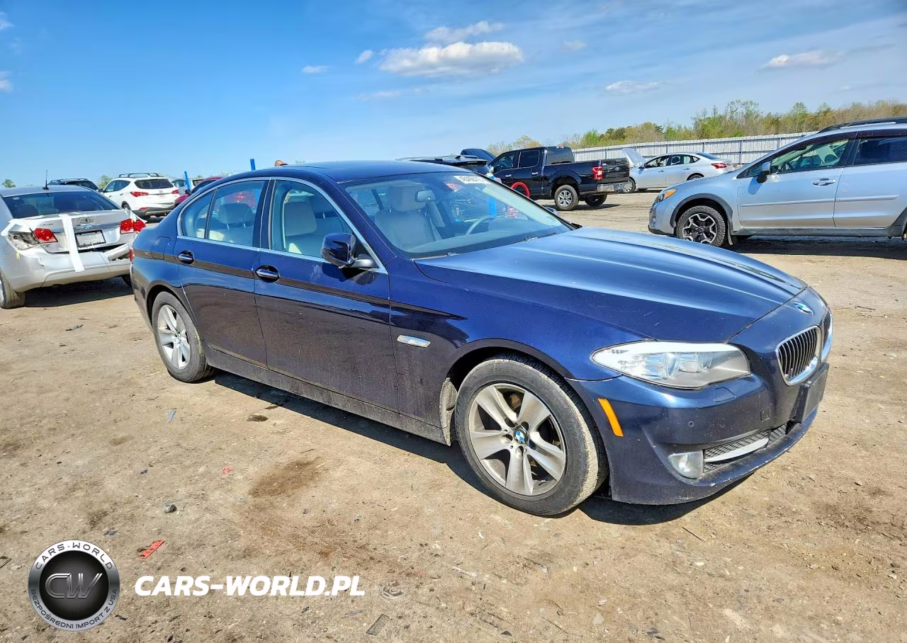2013 BMW 528 Xi VIN:WBAXH5C58DDW15886 - 4