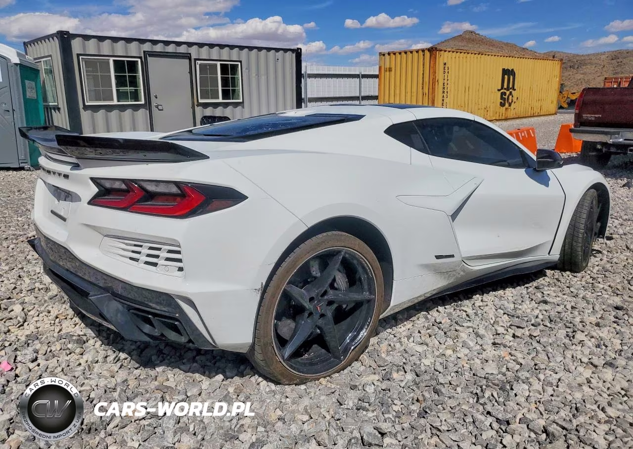 2025 Chevrolet Corvette E-Ray 3Lz VIN:1G1YM2D40S5501114 - 3