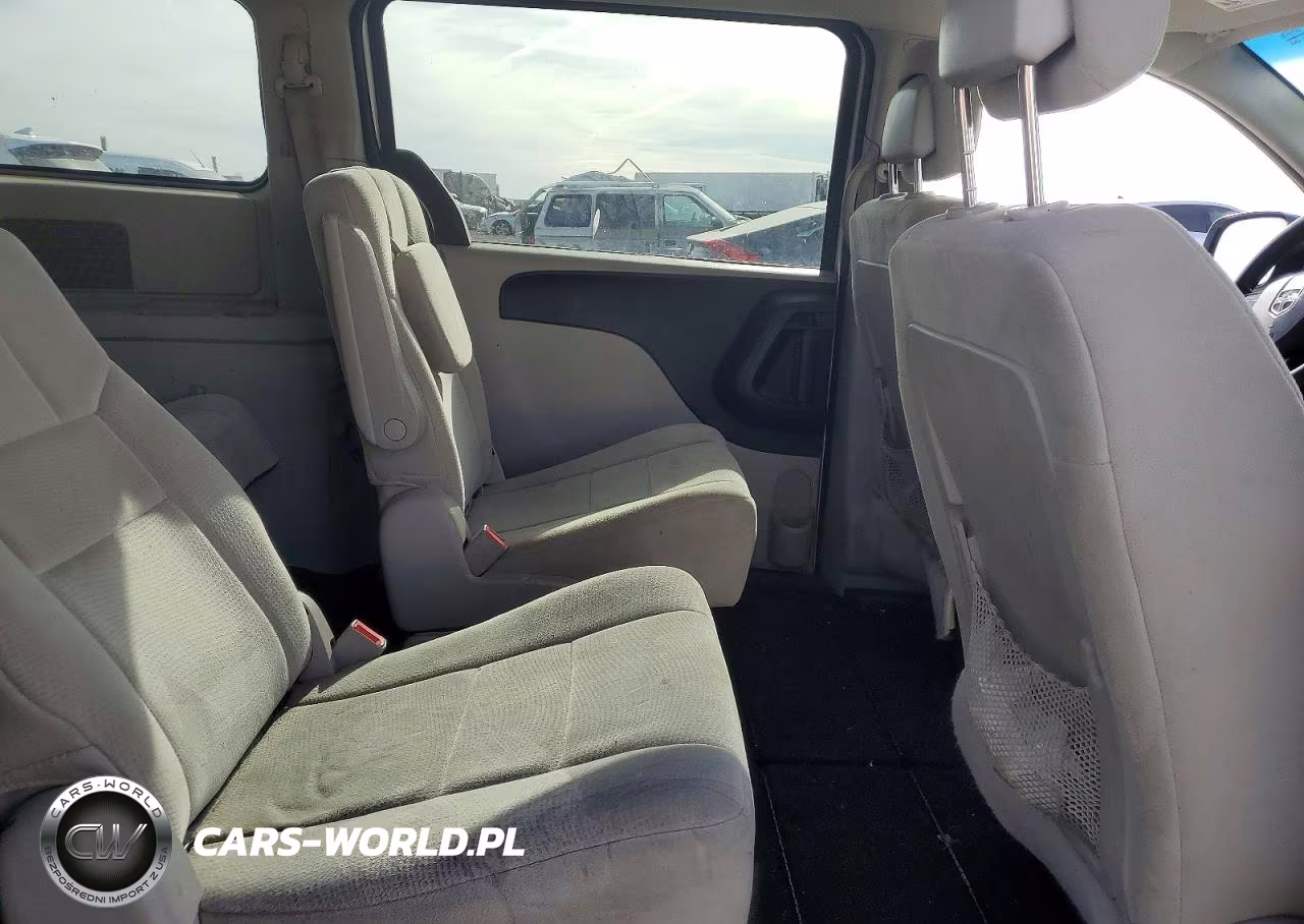 2011 Dodge Grand Caravan Express VIN:2D4RN4DG3BR740595 - 11