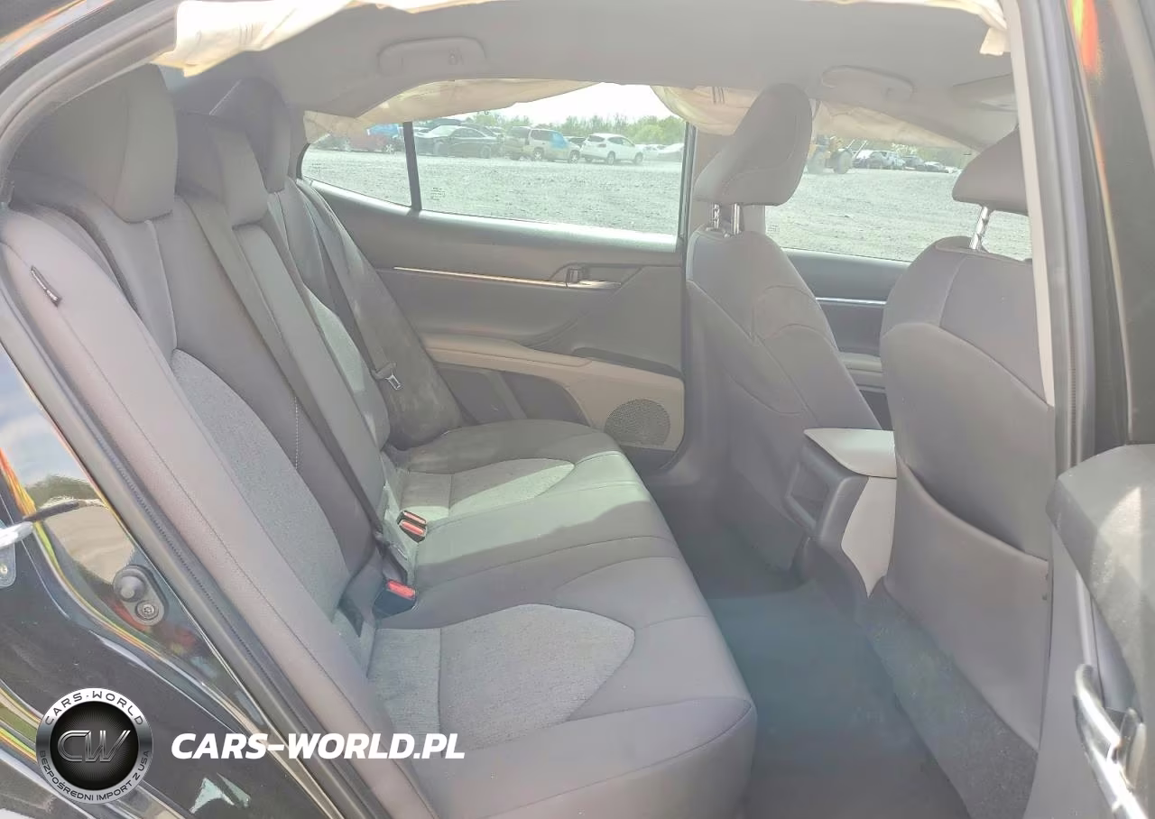 2021 Toyota Camry Le VIN:4T1C11AK3MU483767 - 10