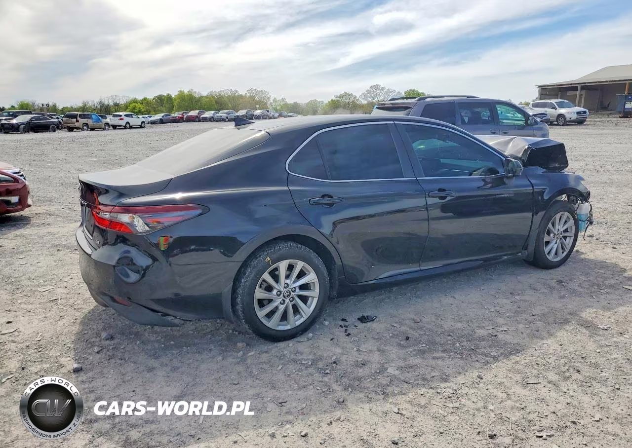 2021 Toyota Camry Le VIN:4T1C11AK3MU483767 - 3