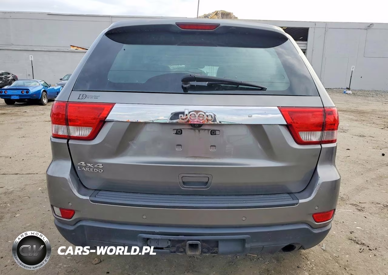 2011 Jeep Grand Cherokee Laredo VIN:1J4RR4GG1BC734827 - 6