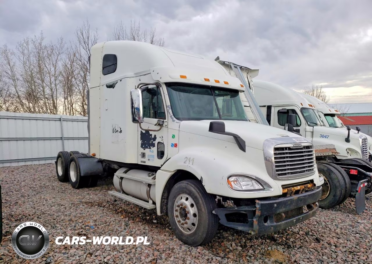 2007 Freightliner Columbia 120 Semi Truck