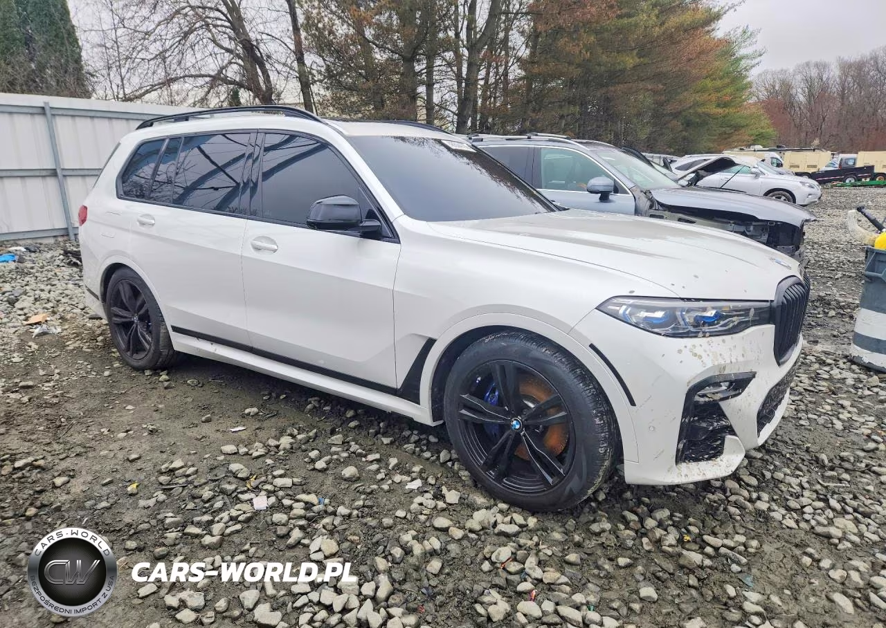 2021 BMW X7 M50I VIN:5UXCX6C04M9F01774 - 4