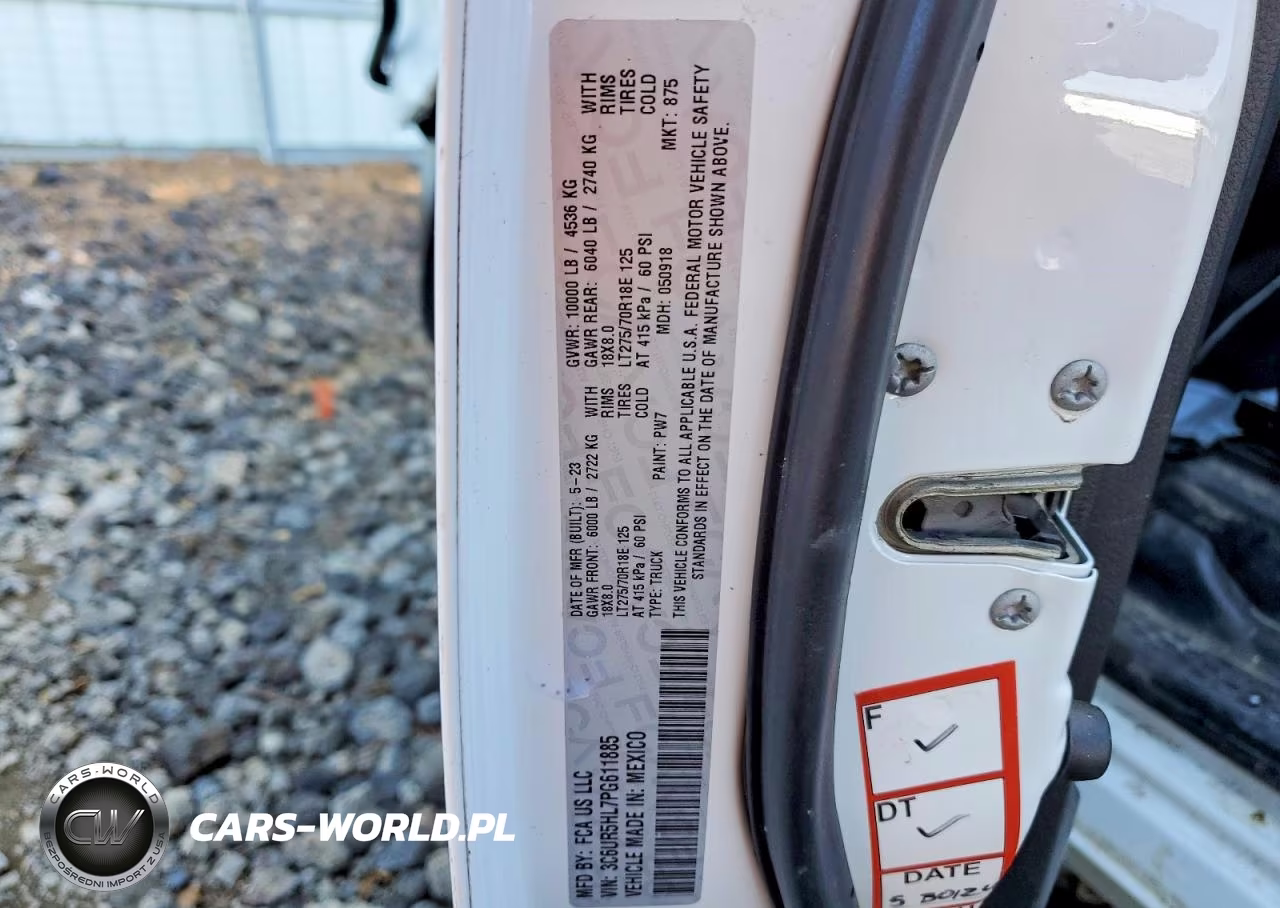 2023 Ram 2500 Tradesman VIN:3C6UR5HL7PG611885 - 12