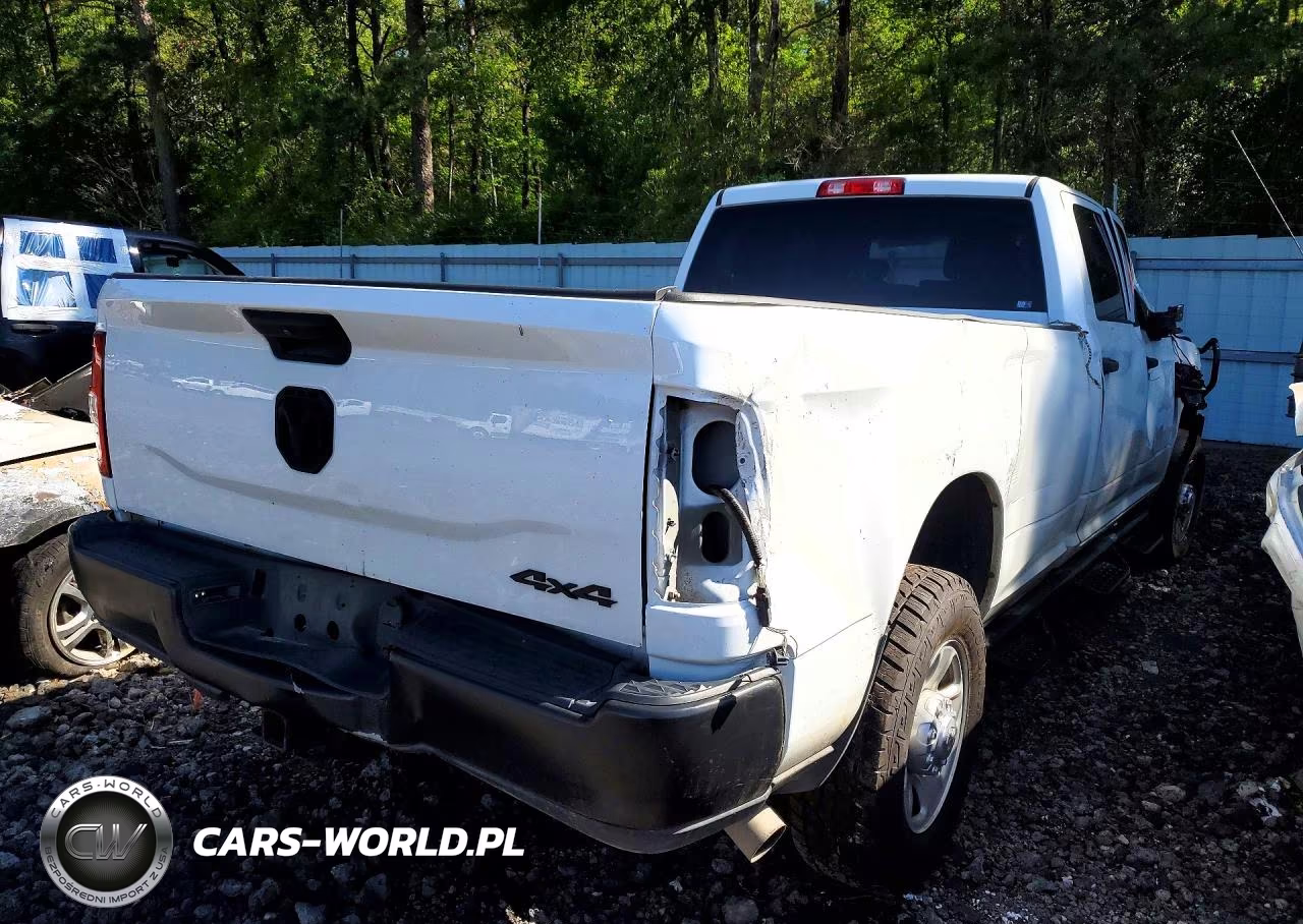 2023 Ram 2500 Tradesman VIN:3C6UR5HL7PG611885 - 3