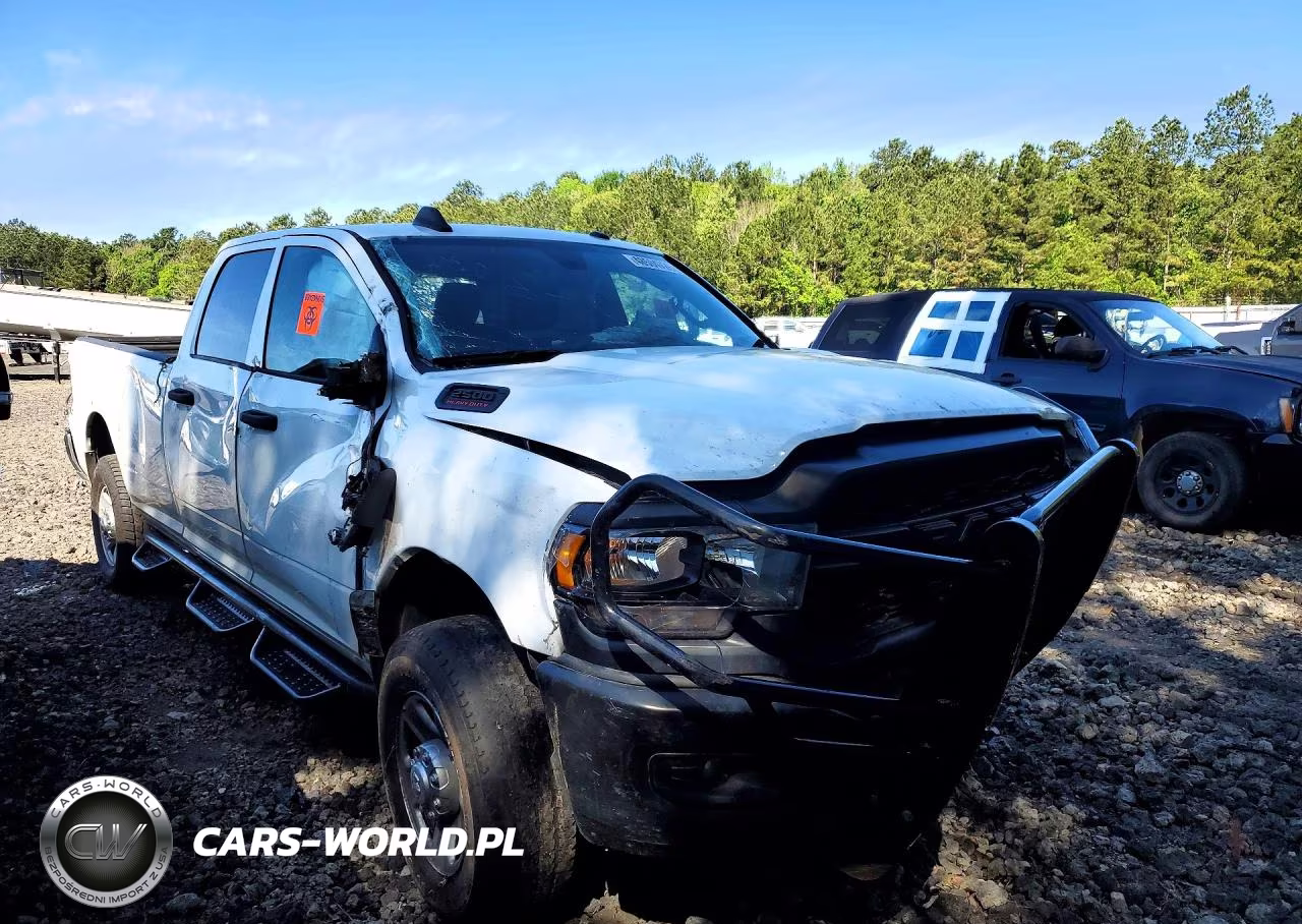 2023 Ram 2500 Tradesman VIN:3C6UR5HL7PG611885 - 4