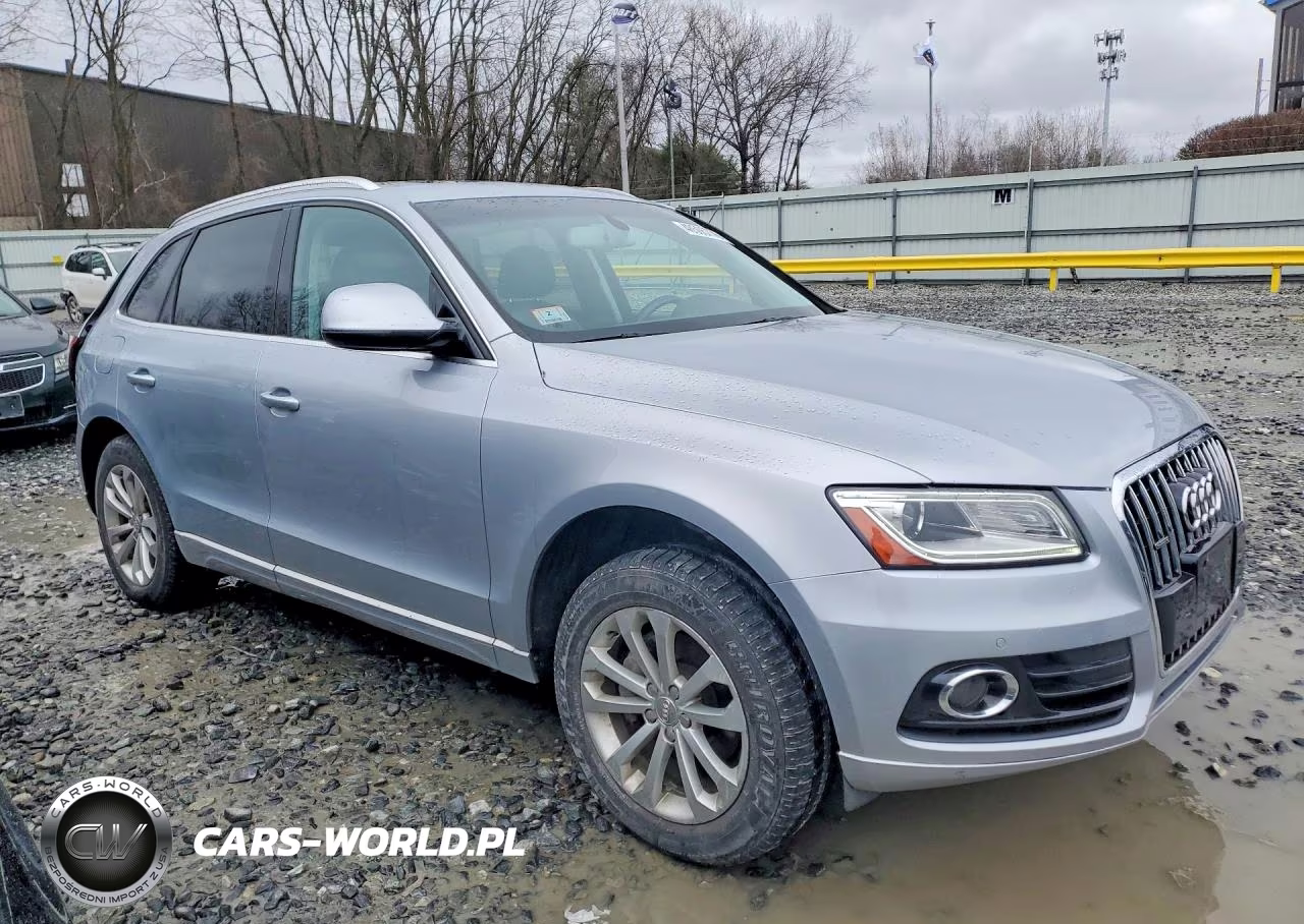 2016 Audi Q5 Premium Plus VIN:WA1L2AFP1GA010875 - 4