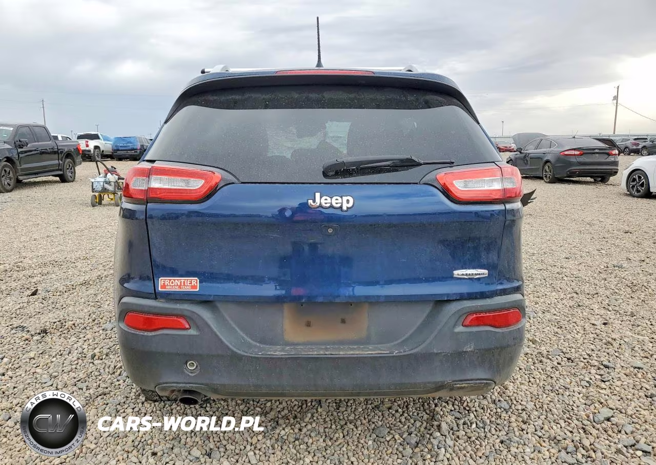 2018 Jeep Cherokee Latitude VIN:1C4PJLCB2JD566603 - 6