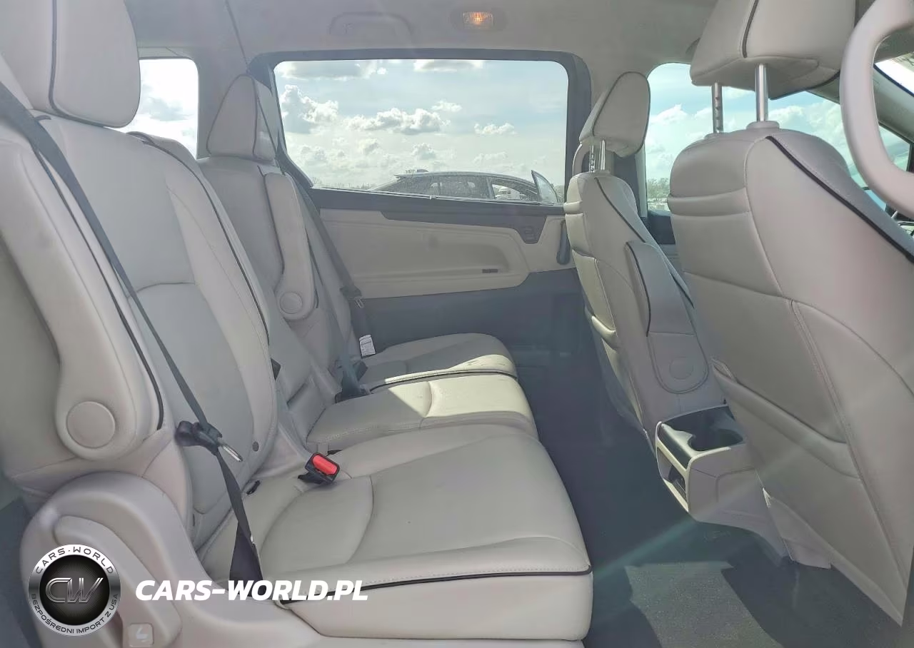 2025 Honda Odyssey Touring VIN:5FNRL6H81SB042791 - 11