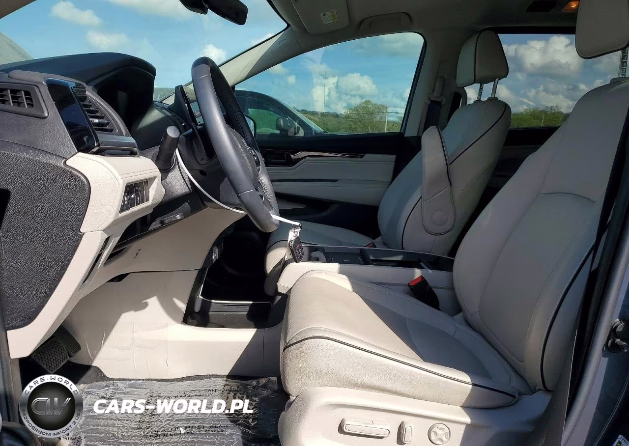 2025 Honda Odyssey Touring VIN:5FNRL6H81SB042791 - 7