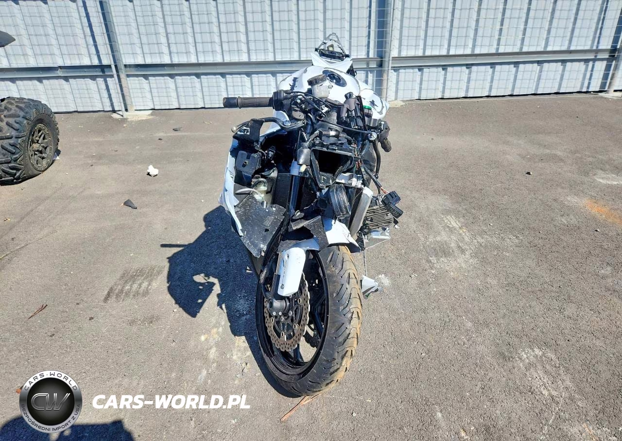 2017 Kawasaki Zx636 F VIN:JKBZXJF16HA012013 - 2