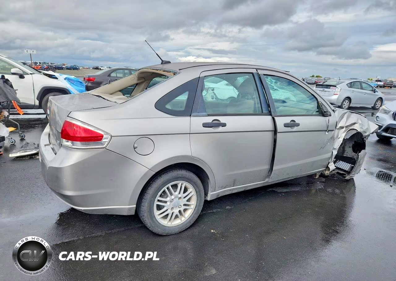 2008 Ford Focus Se VIN:1FAHP35N48W116059 - 3