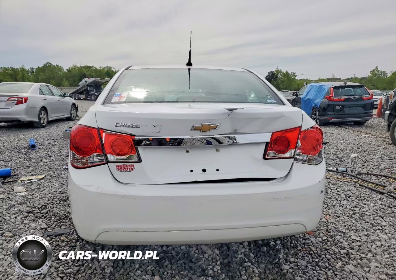 2012 Chevrolet Cruze Ls VIN:1G1PD5SHXC7369858 - 6