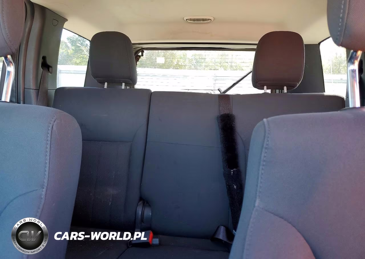 2010 Jeep Liberty Sport VIN:1J4PP2GKXAW136738 - 10