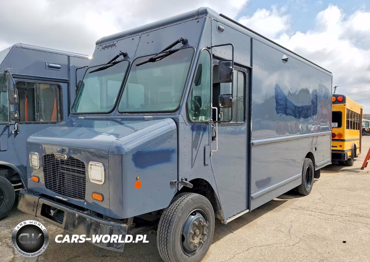 2020 Freightliner Mt45G Chassis Delivery Truck