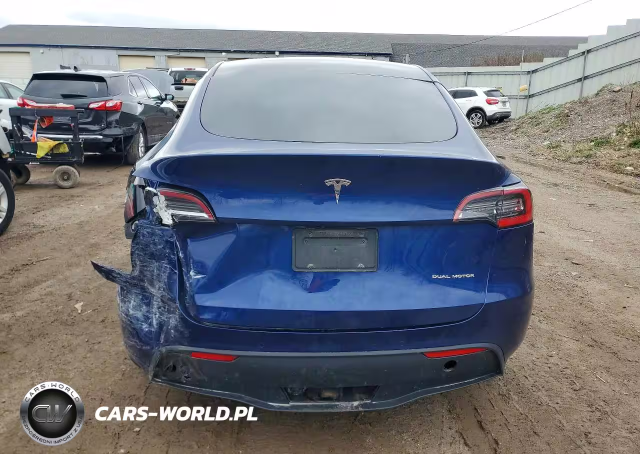 2021 Tesla Model Y VIN:5YJYGDEE3MF114883 - 6