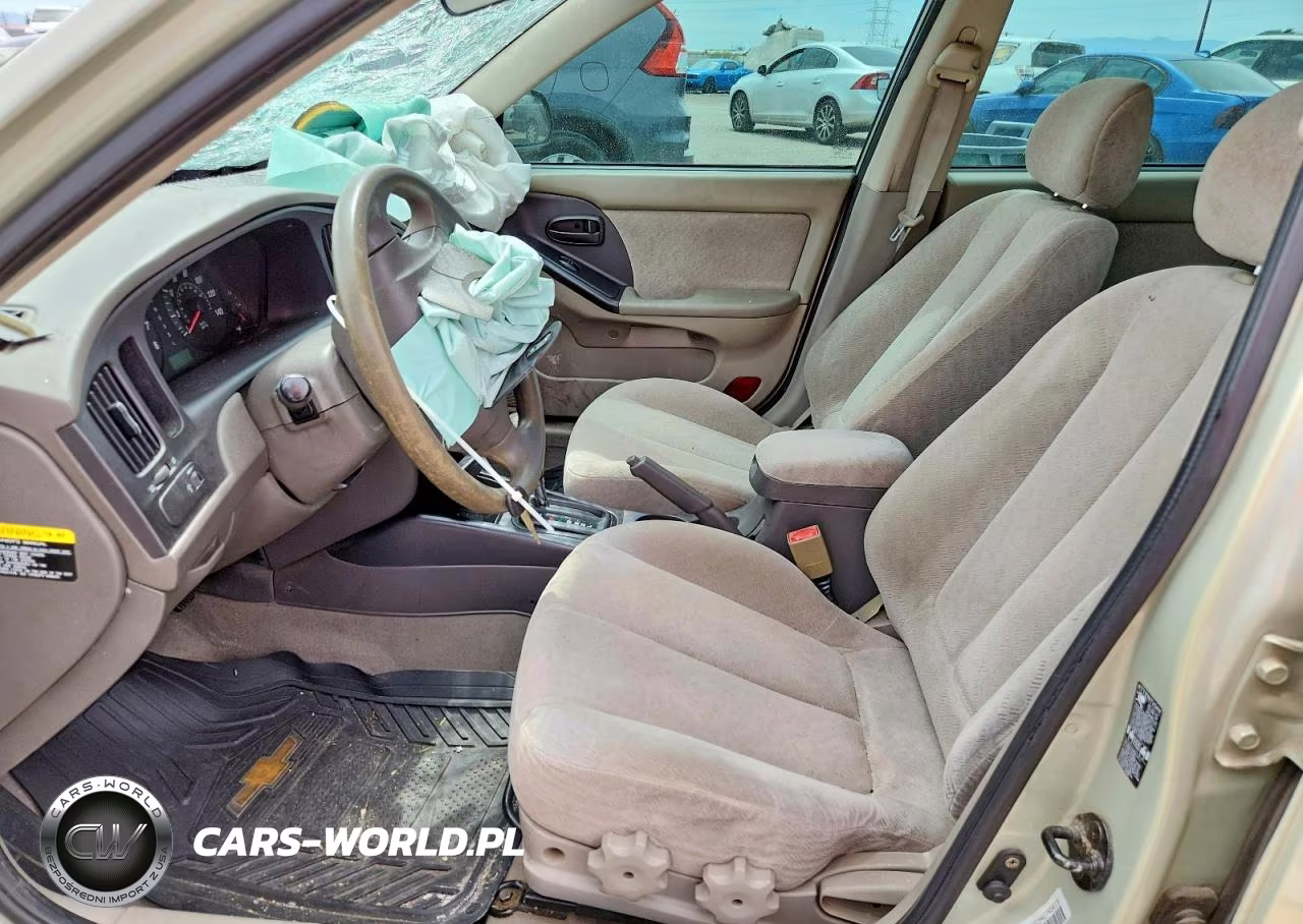 2004 Hyundai Elantra Gls VIN:KMHDN46D94U745019 - 7