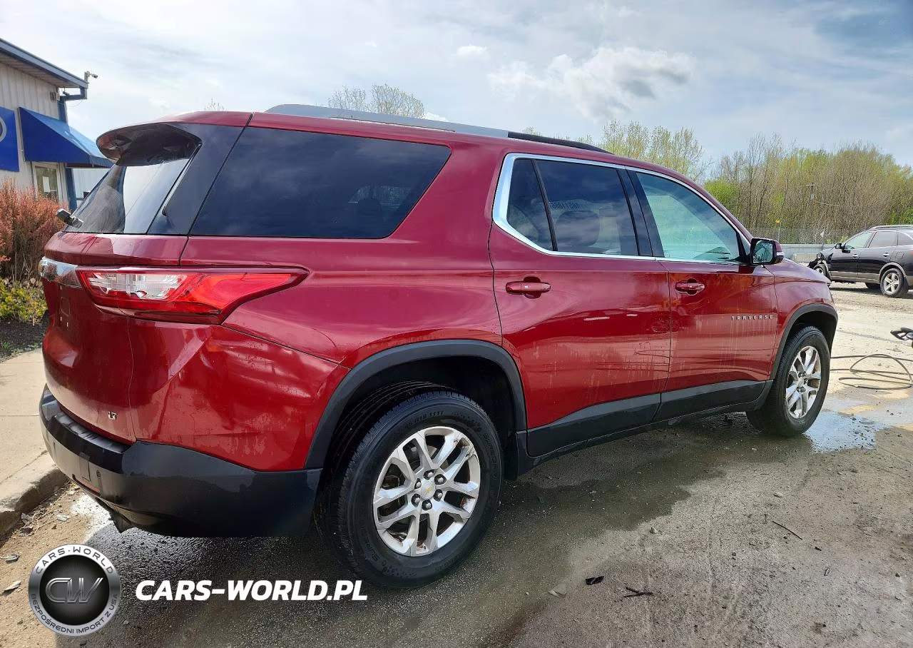 2018 Chevrolet Traverse Lt VIN:1GNERGKW5JJ203071 - 3