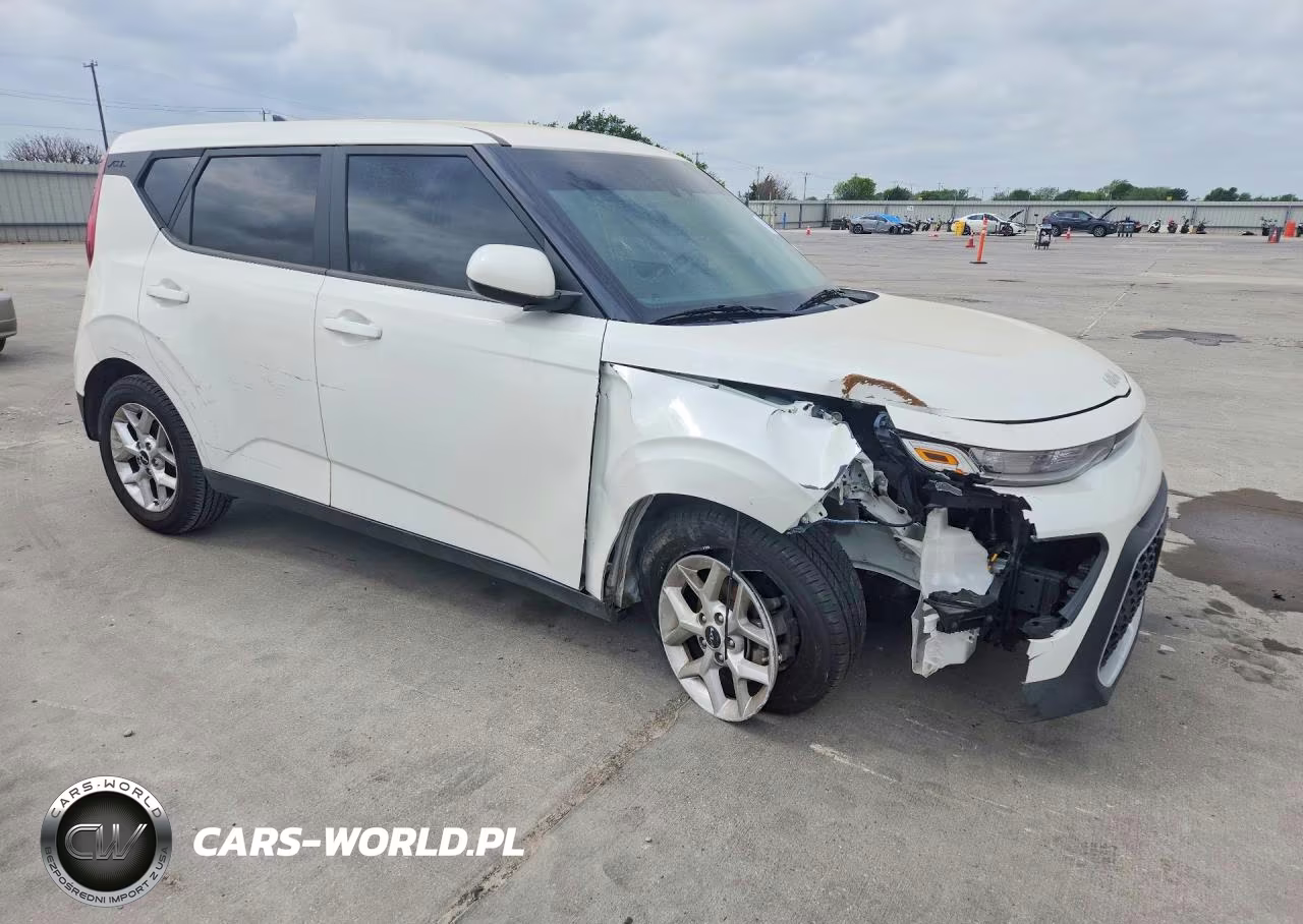 2022 Kia Soul VIN:KNDJ23AU5N7158852 - 4