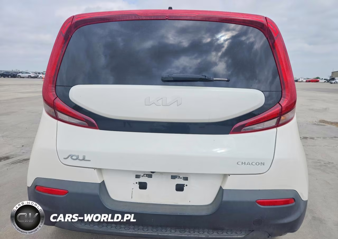 2022 Kia Soul VIN:KNDJ23AU5N7158852 - 6