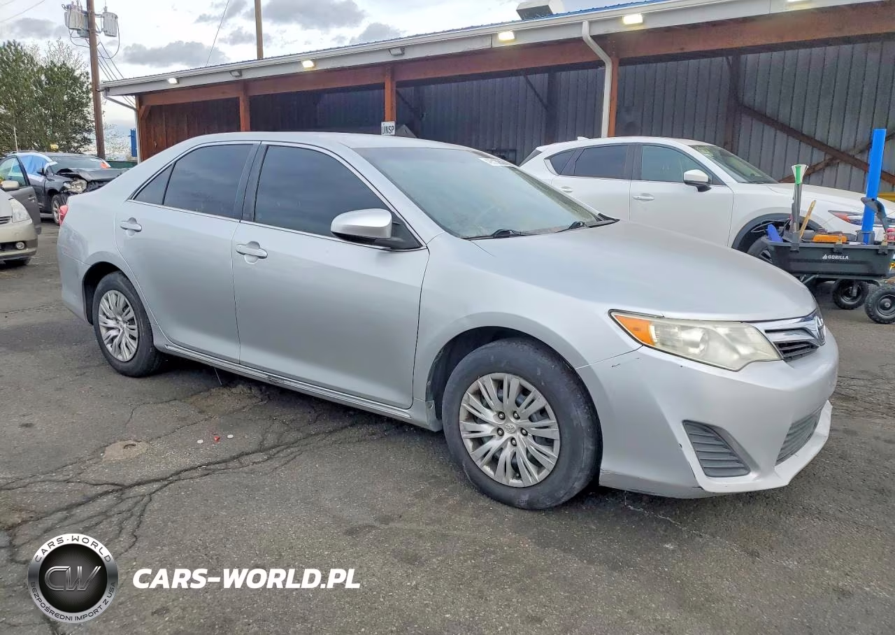 2012 Toyota Camry Le VIN:4T4BF1FK2CR220437 - 4