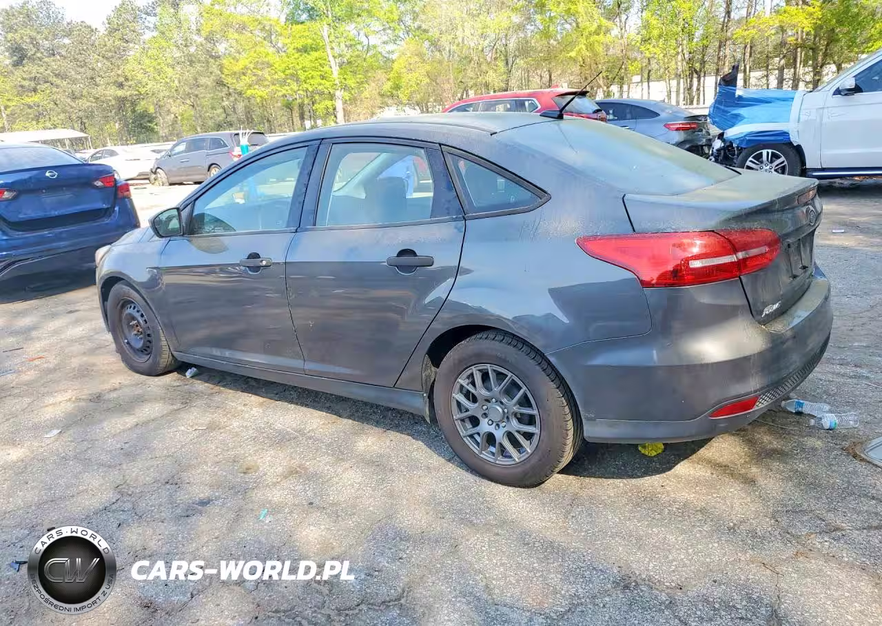 2016 Ford Focus S VIN:1FADP3E26GL224011 - 2