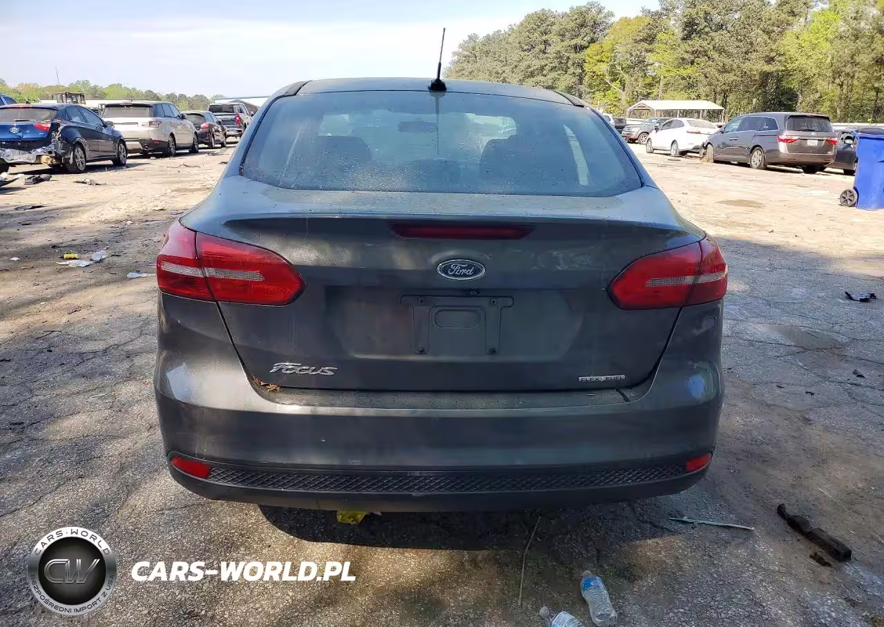 2016 Ford Focus S VIN:1FADP3E26GL224011 - 6