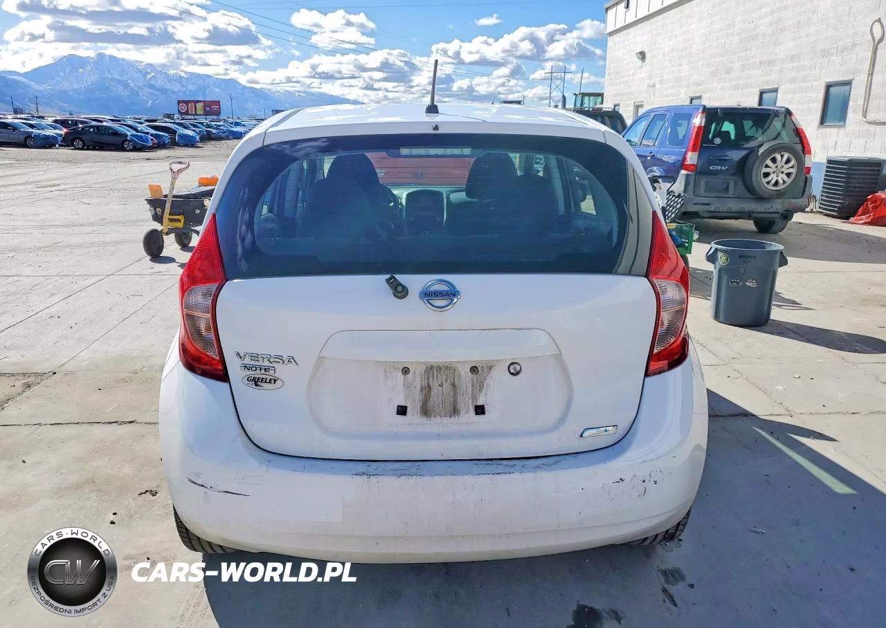 2015 Nissan Versa Note S Plus VIN:3N1CE2CP1FL405611 - 6